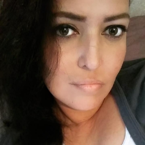 Meet your Posher, Michelle - Picture 1 of 1